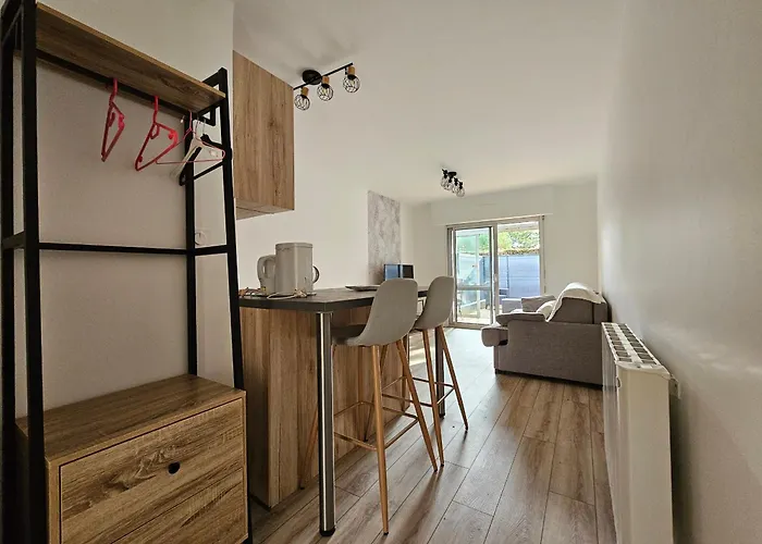 Maisonnette Calme Proche Avec Parking - Fr-1-476-252 Hébergement de vacances