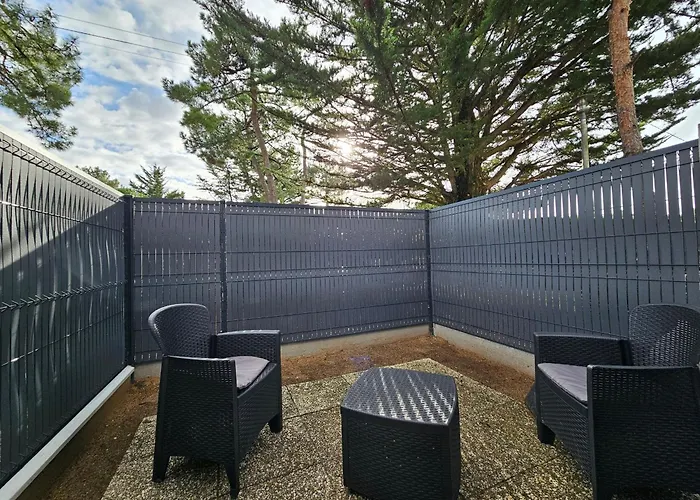 Hébergement de vacances Maisonnette Calme Proche Avec Parking - Fr-1-476-252